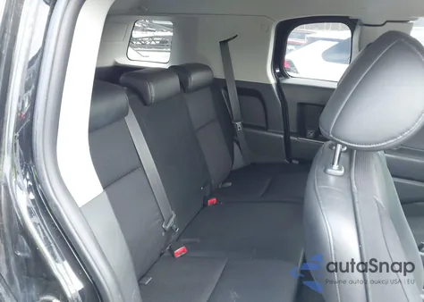 2008 Toyota Fj Cruiser z USA, uszkodzony, nr VIN JTEBU11F98K008759